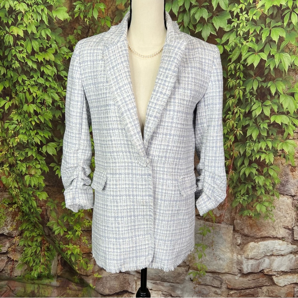 MAISON D'AMELIE PARIS Quiet Luxury Blue and White Tweed Plaid Fringed Jacket, 4 - Picture 2 of 13